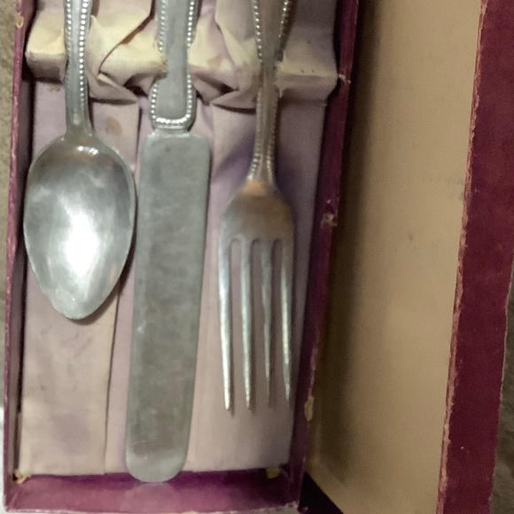 Vintage Child’s Silverware Set - Picture 6 of 9